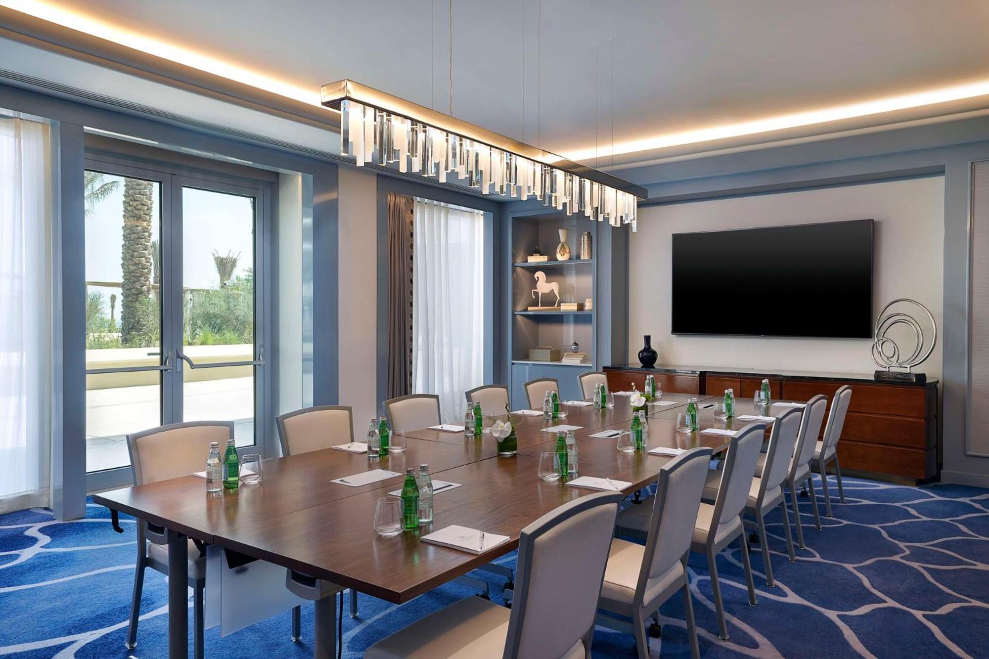 Waldorf Astoria Doha Lusail 外观 照片 Boardroom